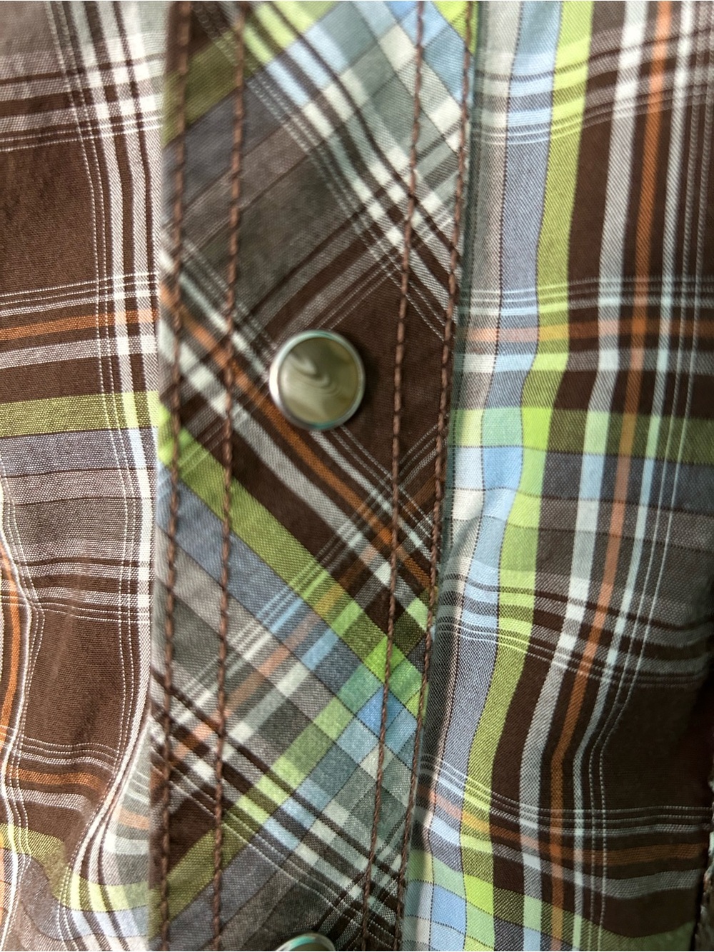 Wrangler Brown Plaid Button-Down Western Shirt with Green Accents Vintage 90s - Picture 3 of 8